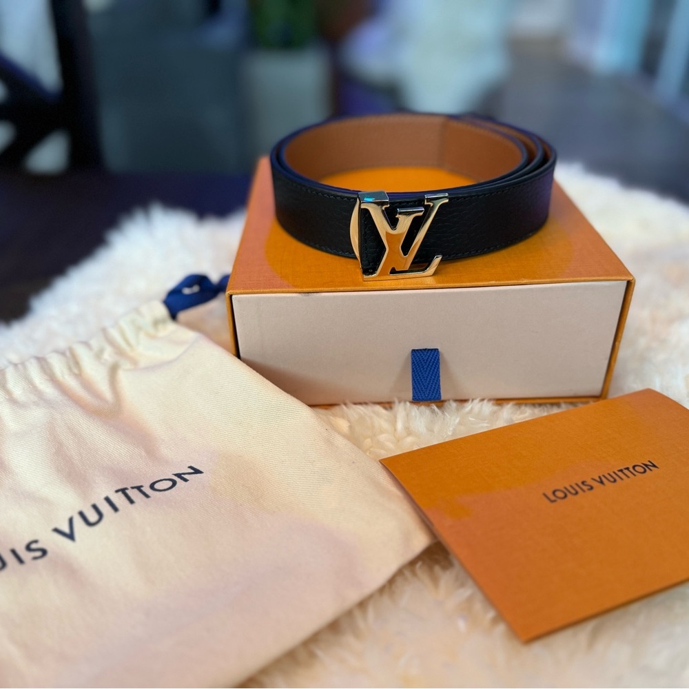 Authentic Like New Louis Vuitton LV Initiales 30MM Reversible Belt 80 CM